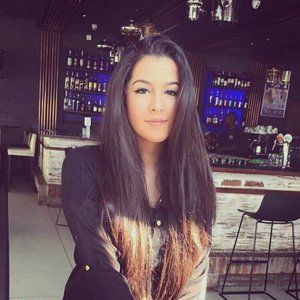 Meet your Posher, Rhea